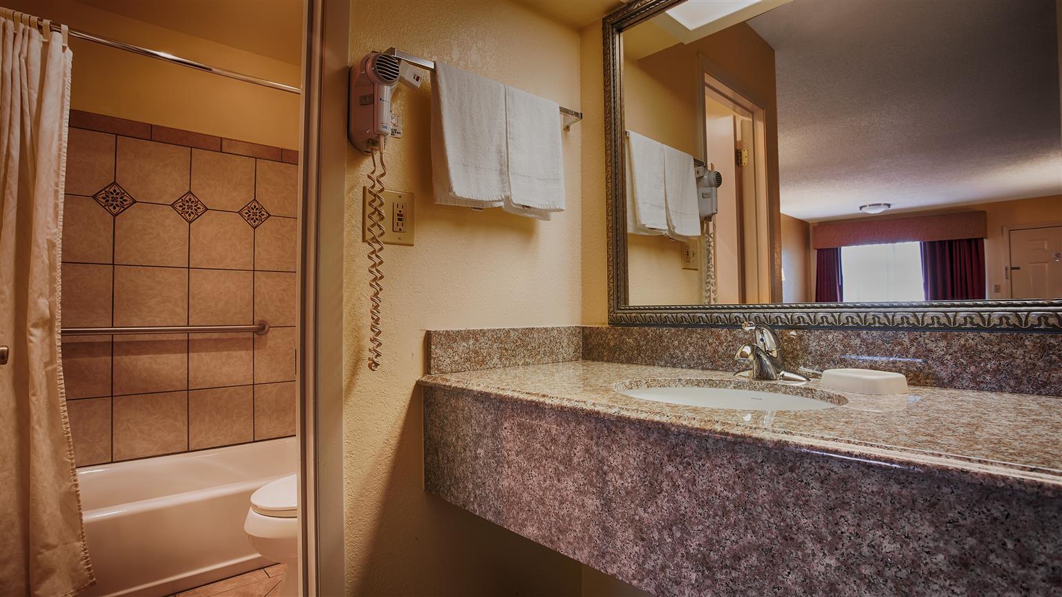 Best Western Coleman Inn المظهر الخارجي الصورة